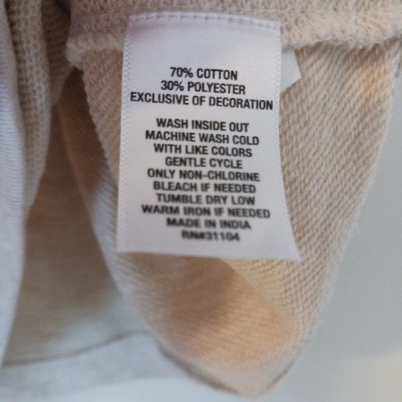 Soft Cotton Cream V-Neck Ruffle Sleeve Lightweight Sweatshirt - Picture 5 of 7